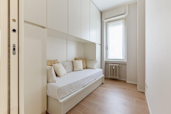 2 chambres, fer et planche à repasser, accès Internet, draps fournis