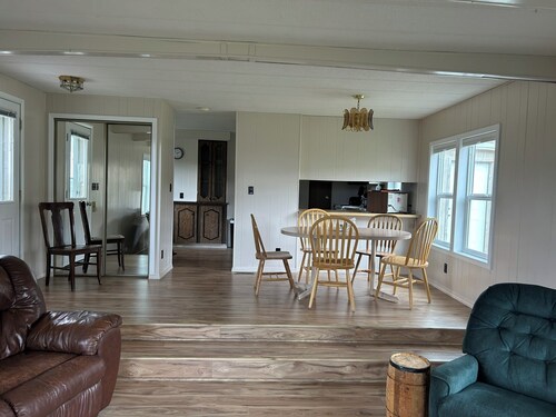 Cozy Quiet Home on Sage Creek