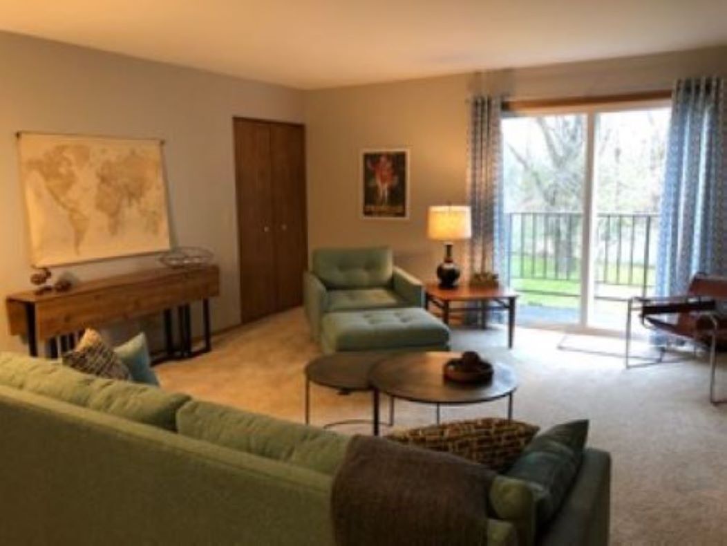 Fully Furnished 2 Bedroom/1Bathroom - West Bend, WI