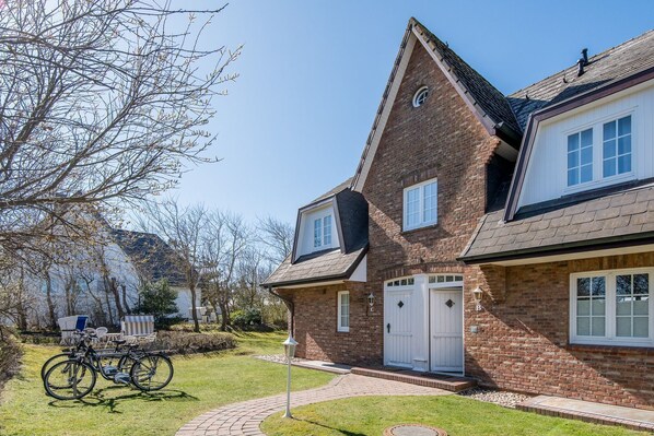 Luokittelematon kuva, 1 kautta 28, painike