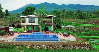 Kalaparan Farm House by Hiverooms
