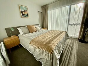 2 bedrooms, iron/ironing board, free WiFi, bed sheets - Albert Town, Wānaka Townhouse - Toi Toi (Albert Town)