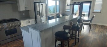 Okanagan Acreage close 2 Predator Ridge Golf, Wine, Beach, 50th parallel, Hiking