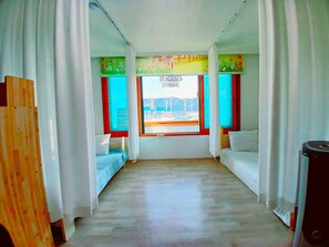 1 chambre, bureau, fer et planche Ă repasser, Wi-Fi gratuit