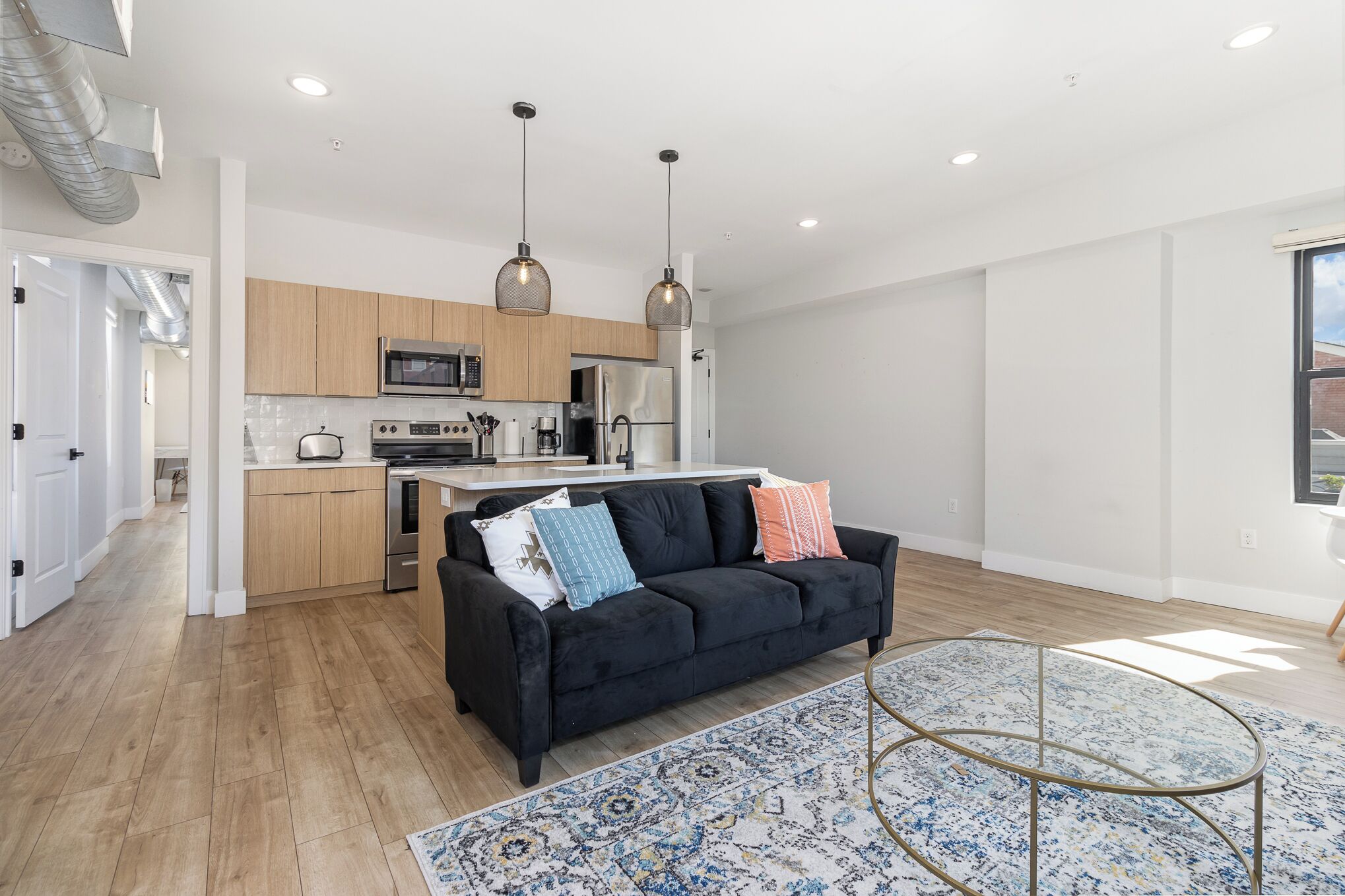 Luxury Condo in Heart of Downtown OTR, 2-4 Guests