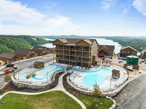 Piscine couverte, piscine chauffée