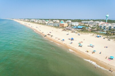 Blissful Coast Escape—Seaside Charm, Tons of Extras + Close to Everything!