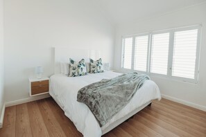 3 chambres, fer et planche à repasser, Wi-Fi gratuit, draps fournis
