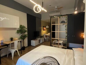 1 chambre, bureau, Wi-Fi gratuit, draps fournis