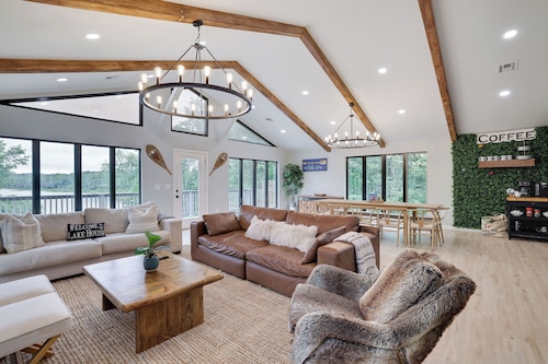 Ski Elk Mtn. • Lakeview• HotTub• Movie Theater• Games