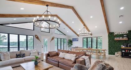 Ski Elk Mtn. • Lakeview• HotTub• Movie Theater• Games