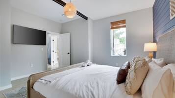 6 多间卧室、熨斗/熨衣板、旅行婴儿床、WiFi