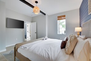 6 bedrooms, iron/ironing board, travel cot, WiFi - Ski Elk Mtn. • Lakeview• HotTub• Movie Theater• Games (Union Dale)