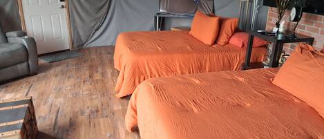 1 bedroom, free WiFi, bed sheets