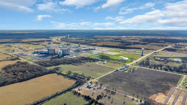 Aerial view - Double Down Getaway- 2 Mins from WinStar (Thackerville)
