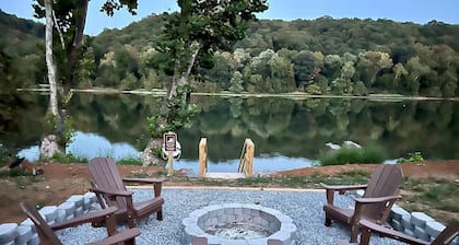 Waterfront property in Harpers Ferry - Private River Access