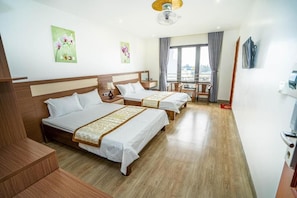 Familienzimmer | Betten mit Memory-Foam-Matratzen, Bügeleisen/Bügelbrett