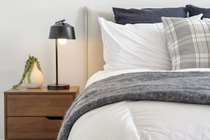 Luxury Apartment | 2 bedrooms, individually decorated, individually furnished - Superb City Fringe Penthouse (Auckland)