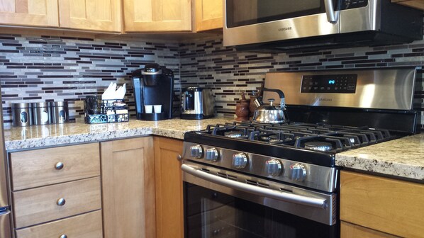 Microwave, oven, stovetop, dishwasher