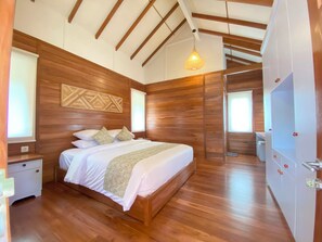 Bungalow Supérieur, 1 très grand lit, vue jardin, côté jardin