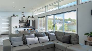 Premium House | Living area | Smart TV