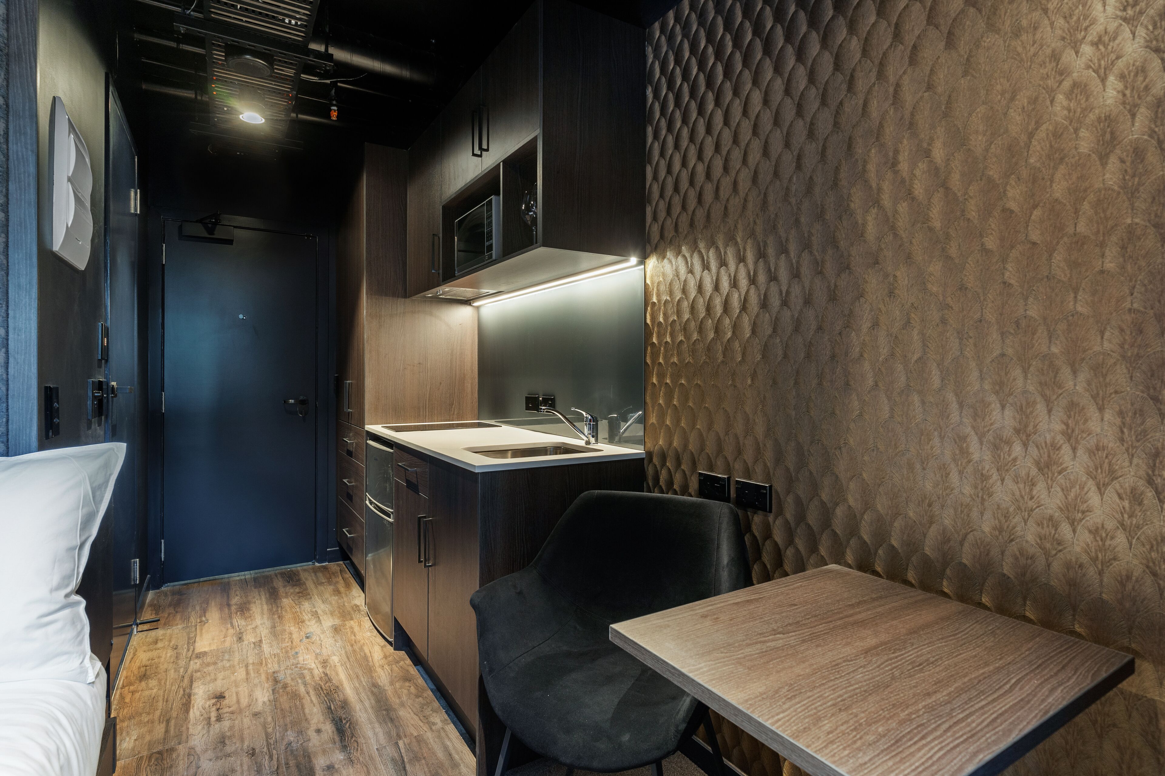 Photo - Abstract Hotel