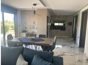 Dining - Sea View Apartment (Patra)