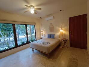 3 bedrooms, iron/ironing board, WiFi, bed sheets - Escape to the Jungle: 3-Bedroom Villa with Private Pool and Total Luxury (Q.R.)