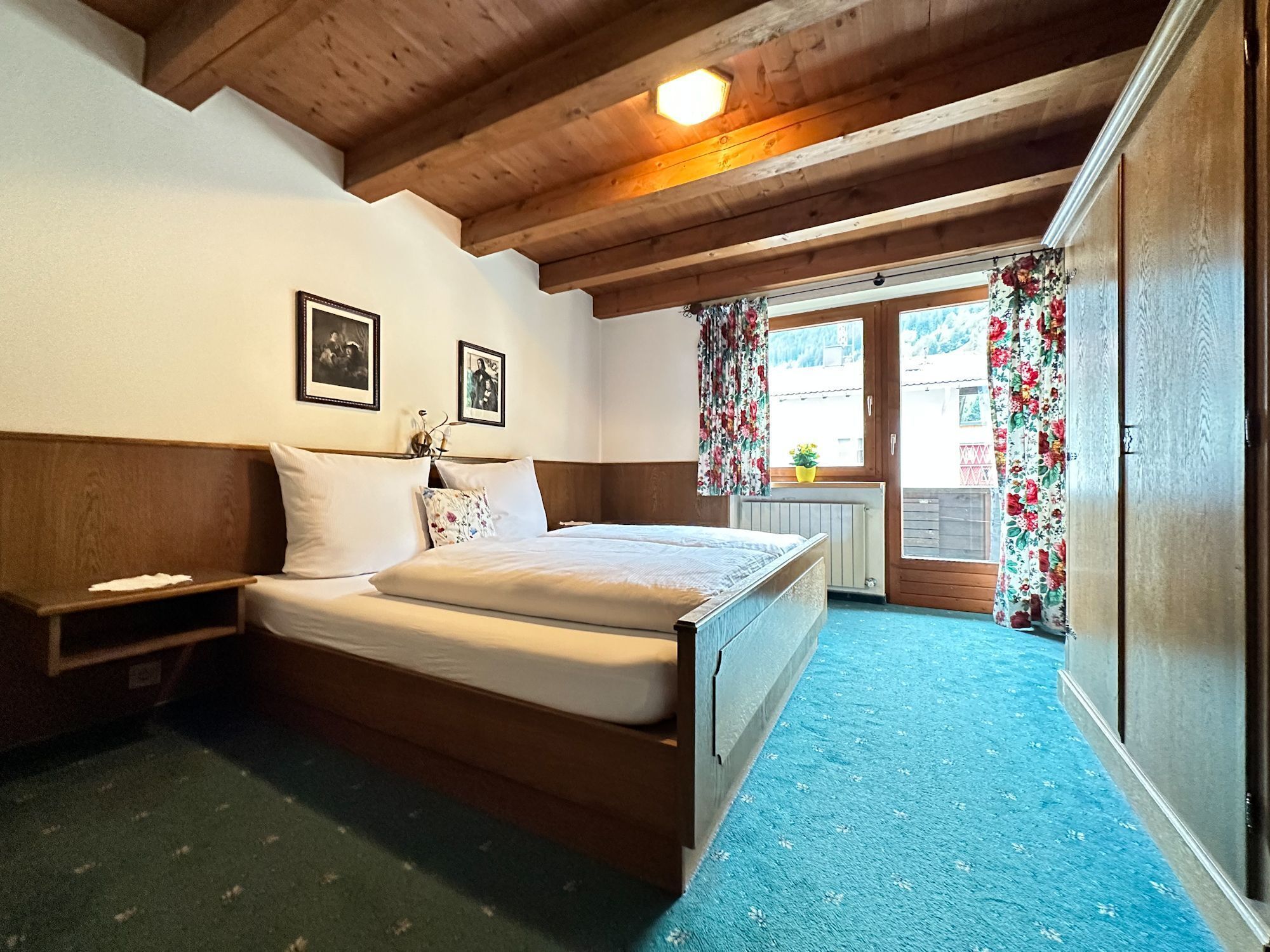 Appartementhaus Zillertal Arena: Ferienwohnung für 7 Personen - Schlafzimmer (Beispiel)