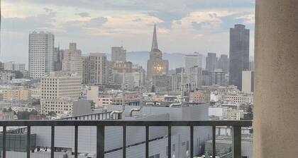 Incredible SF skyline view hotel liked condo with amenities of a home