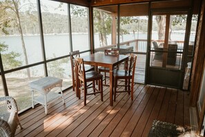 Dining - Firefly Cottage - Escape to Serenity: 2-Bedroom Lake-View Retreat (Galena)