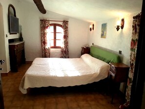 4 Schlafzimmer, Bügeleisen/Bügelbrett, WLAN