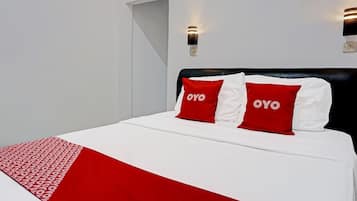 Standard Double Room | Desk, laptop workspace, free WiFi, bed sheets