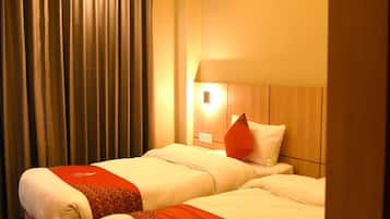 Deluxe Twin Room, City View | Free WiFi