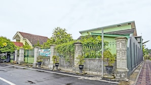 Bagian depan properti