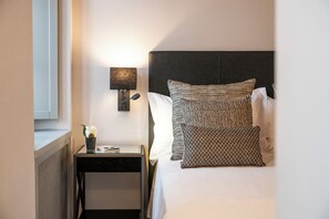 2 Schlafzimmer, Schreibtisch, Bügeleisen/Bügelbrett, kostenloses WLAN