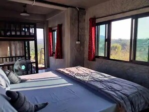 2 bedrooms, desk, free WiFi