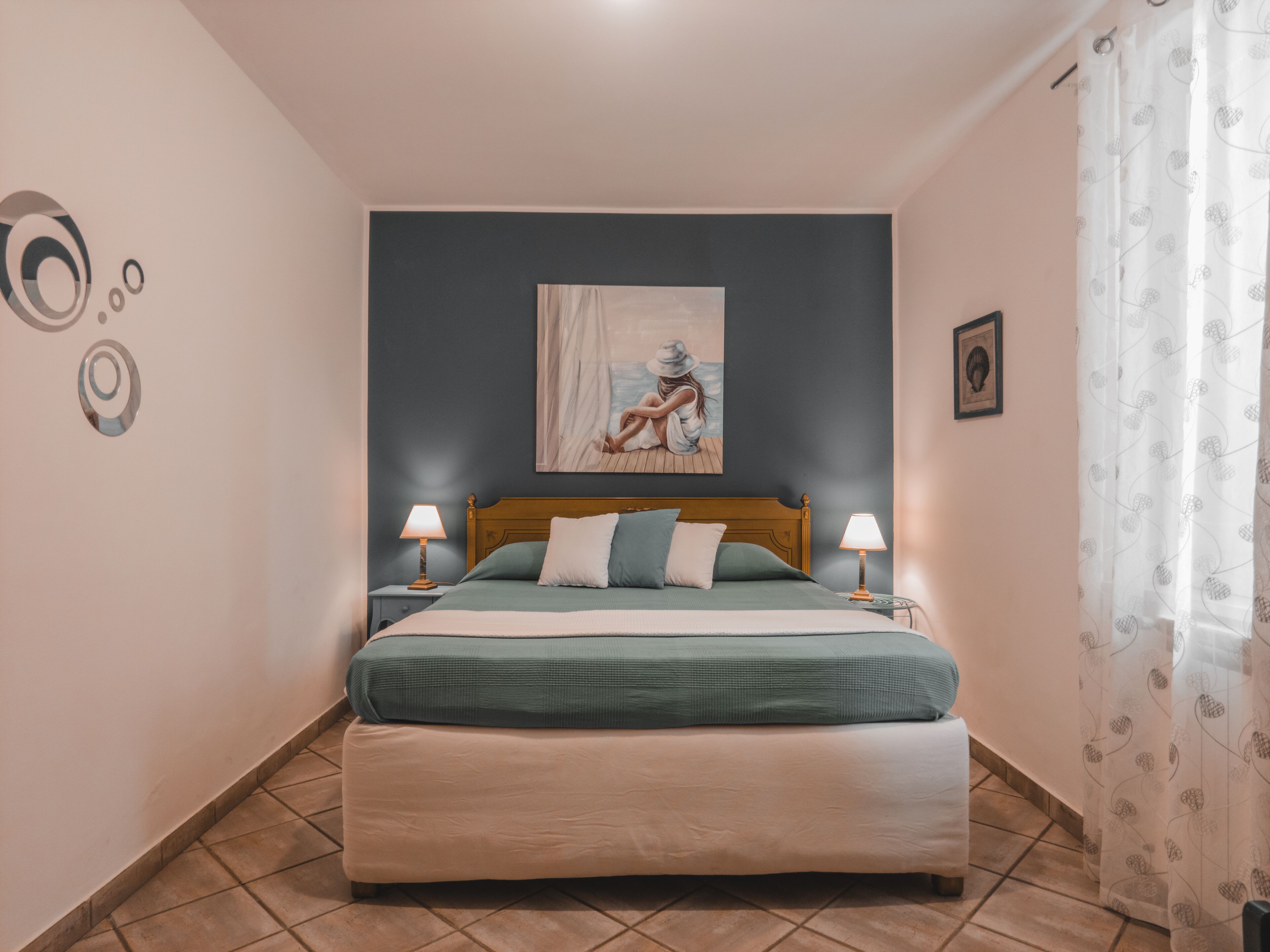 Standard Room | Desk, free WiFi