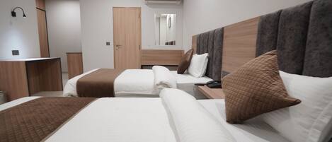 Deluxe Double or Twin Room | Memory-foam beds, free WiFi