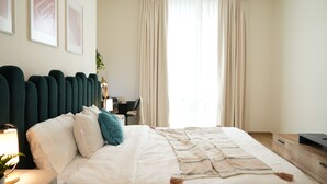 Design Apartment | 1 bedroom, iron/ironing board, free WiFi, individually decorated - Yogi - Lake-Side Fancy Apartment Near Dubai Mall (Dubai)
