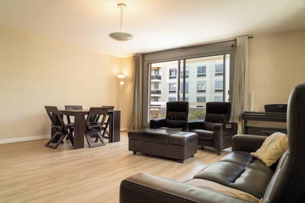 Appartement Calme Et 2 Parkings S/s à Paris 15 - Paris