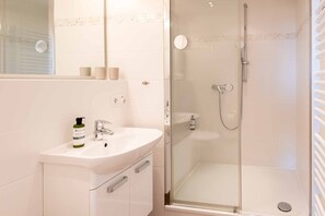 Dusche, Haartrockner