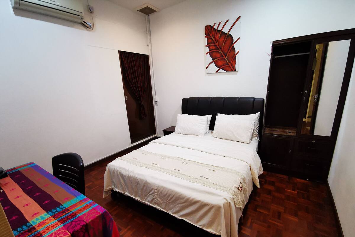 Standard Room | Living area