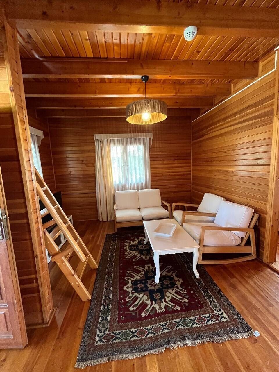 Superior Bungalow, 2 Bedrooms, Non Smoking, Kitchenette | Living area | 100-cm TV with satellite channels