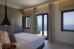 Suite de luna de miel | Minibar, caja fuerte, decoración individual y mobiliario individual