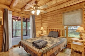 6 bedrooms, WiFi, bed sheets