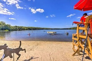 Beach - Evergreen Lodge | Hot Tub | Wi-Fi | Fireplace (Clifton)