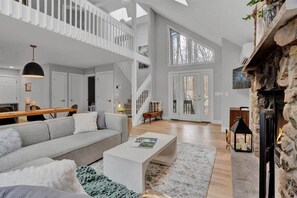 TV, fireplace, offices