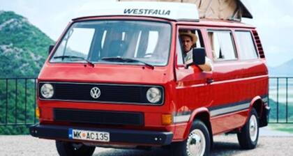 Mobile Home - Alpha Campers Montenegro - Our Red Westfalia Bus