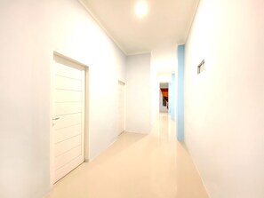 Lobby - Hotel O Guesthouse Pagi Sore Syariah (Padang)